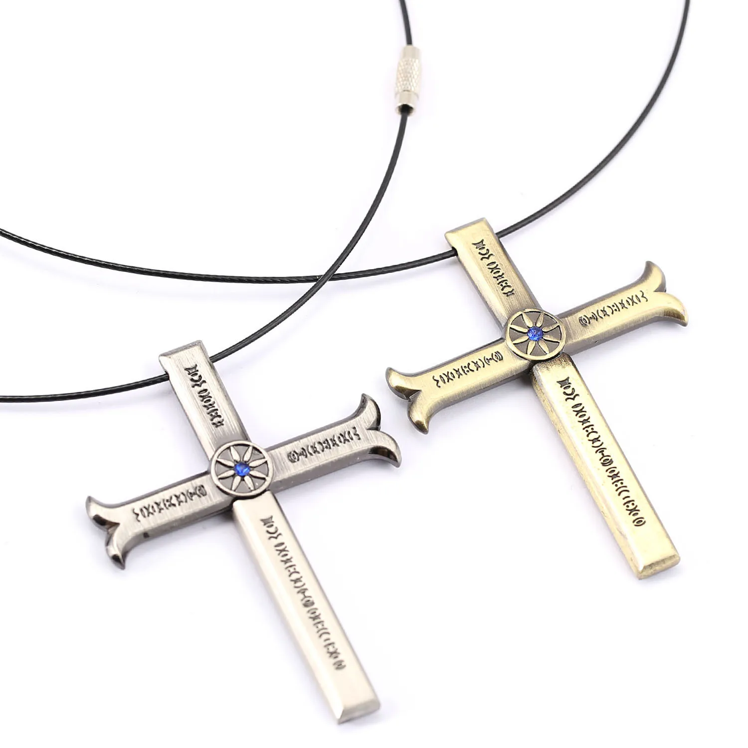 2Style Anime One Piece Necklace Dracule Mihawk Cross Sword Kogatana Zinc Alloy Choker Kolye Men Women Gift Necklaces Pendants