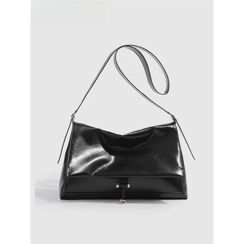 

Women's Soft Leather oulder Bag Large Capaci Faion Mail Bag Underarm Bag Briti Sle Casual Crossbody Handbag