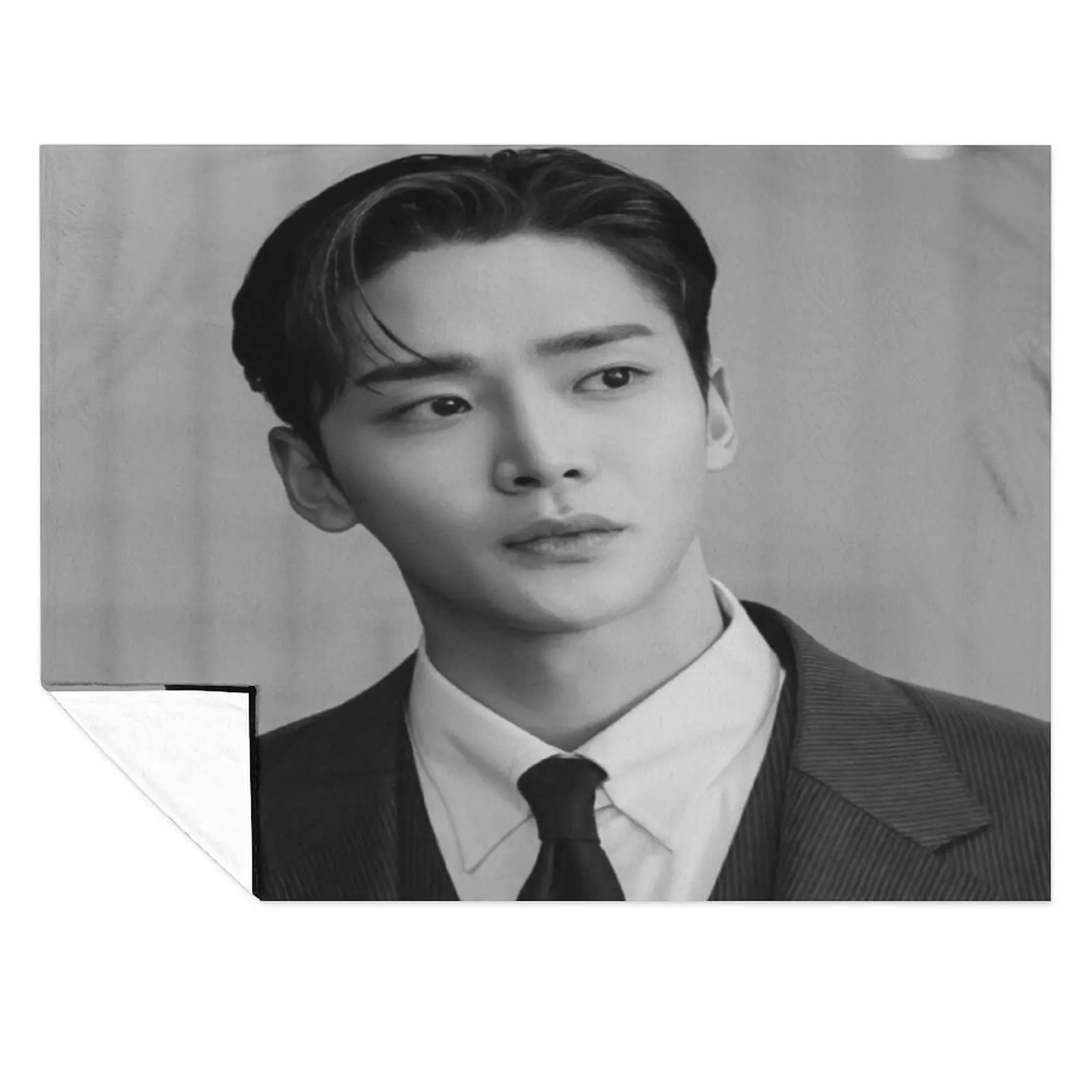 

Rowoon art Throw Blanket anime Weighted Beach decorative Blankets