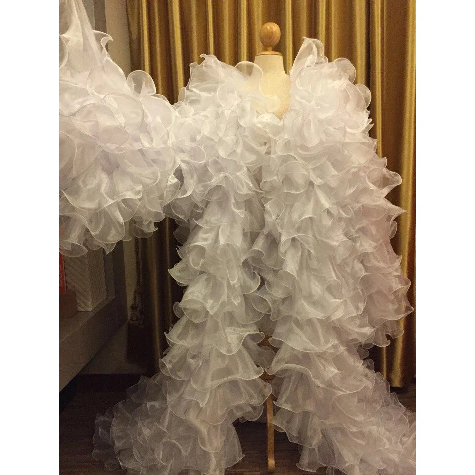 

Fluffy Organza Jacket Women Full Sleeves Dresses Ruffles Luxury Long Robe Dress To Photoshoot Tieered Maxi Gowns Puffy