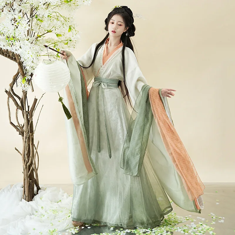 Hanfu (a wearing Qingyi), Dynasties del sur y del norte de Wei Jin, falda rota, cintura, elementos Han