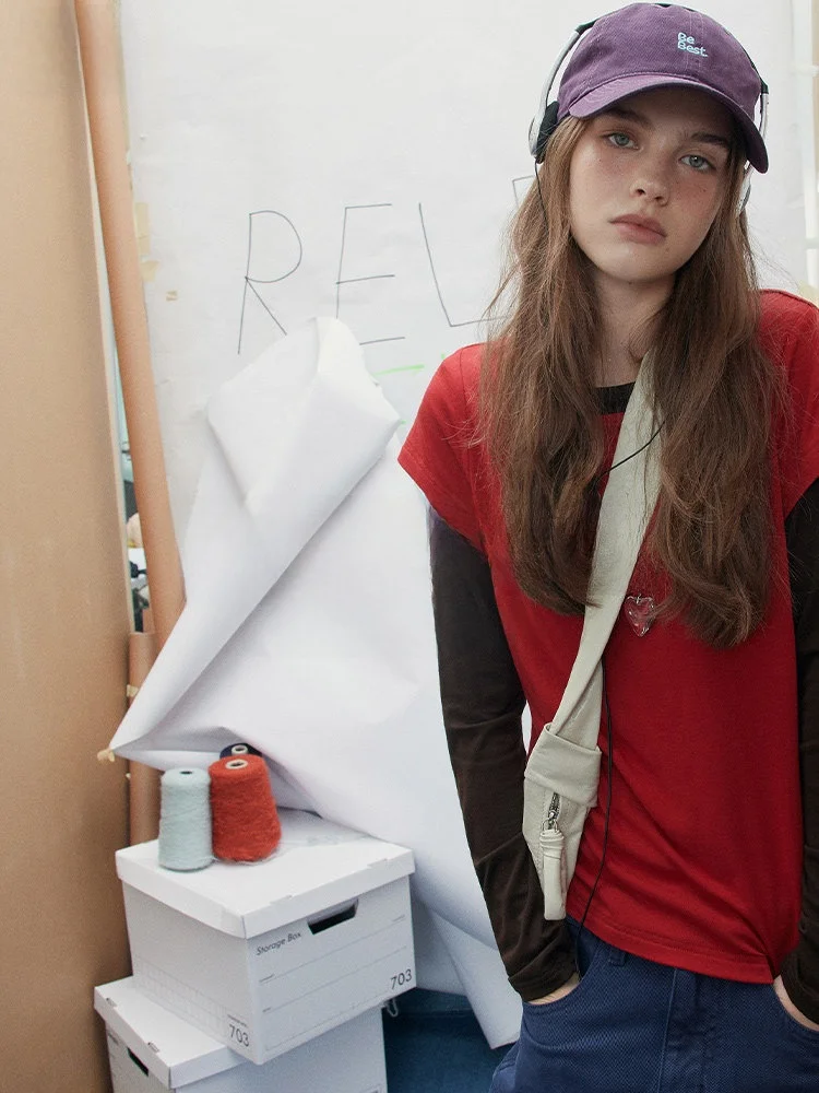 

Женский комплект из двух предметов Relez Autumn Design: футболка с длинным рукавом и топ с круглым вырезом из лиоцелла, в стиле колор-блок