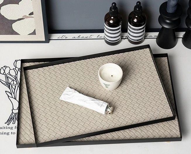 

Entrance perfume storage tray jewelry light luxury leather tray countertop skin care products wrought iron decorative tray