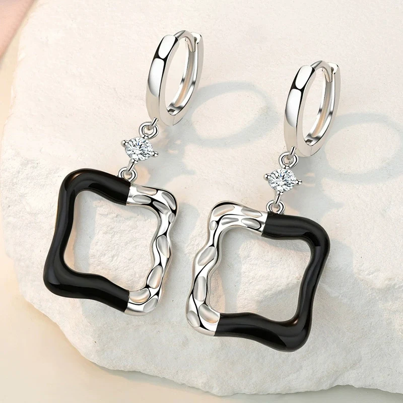 

Personalized New Irregular Geometry Earrings Fashion Versatile French Earring Exaggerated 925 Silver Ear Buckle For Female