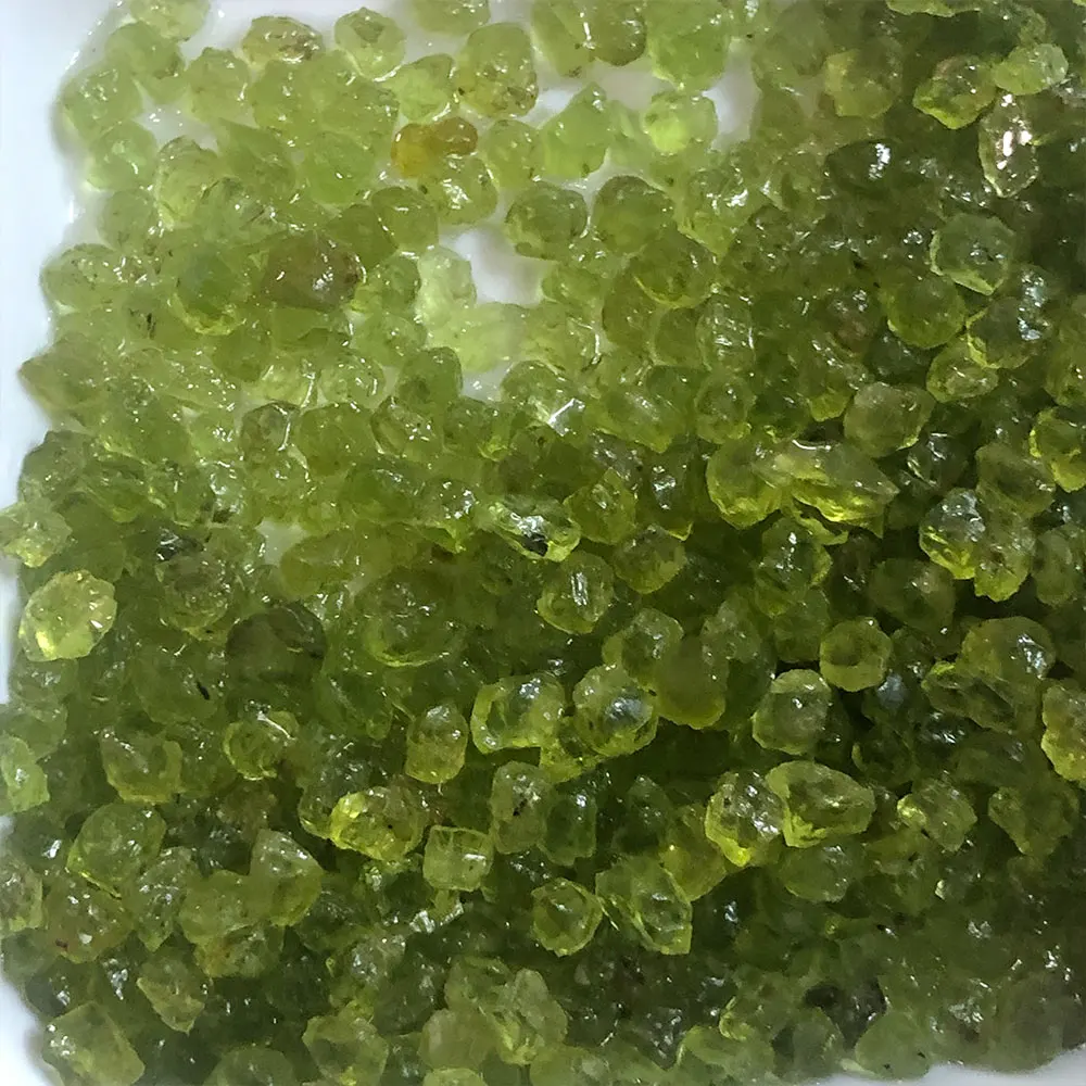 20g/Pack Natural Peridot Olivine Quartz Crystals Raw Stone Chips Gravel Gemstone Home Decoration Aquarium Fengshui Healing Reiki