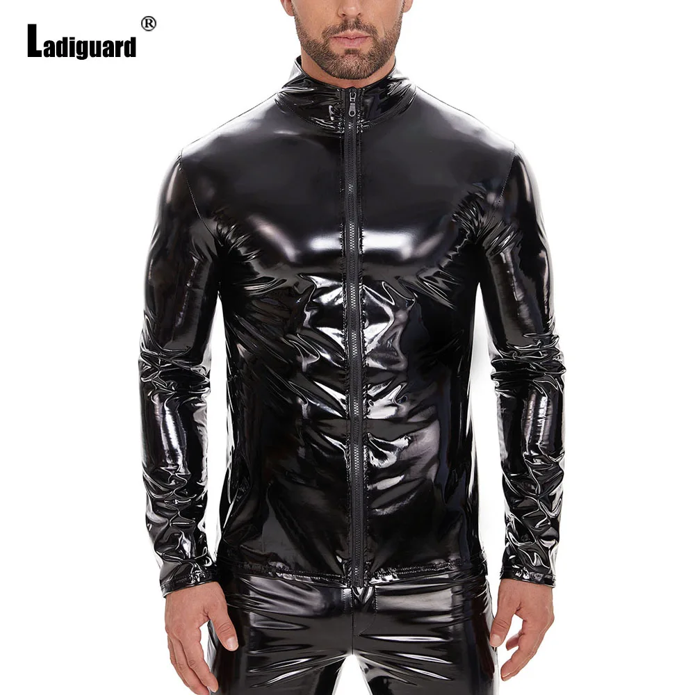 

Men's Sexy Wet Look Pu Erotic Shirt Clothing 2024 Western Fashion Zipper Tops Plus Size 7xl Men Long Sleeves Faux Leather Blouse