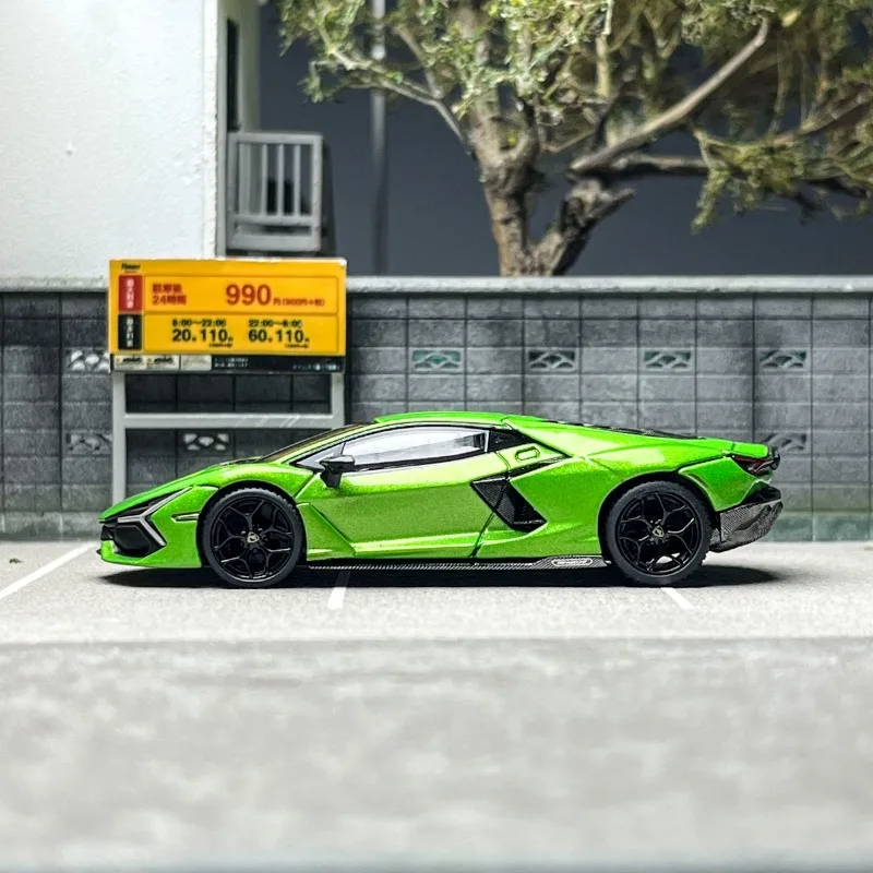 In stock: 1:64 Lamborghini Revuelto #789 die-cast simulation alloy car model, boys' toy, adult collectible ornament.