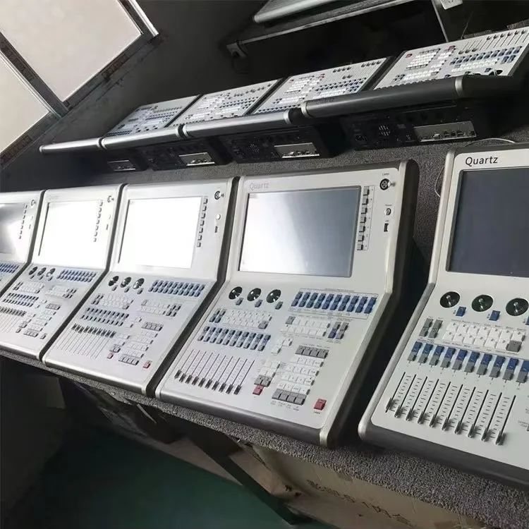 V18 Touch Screen Quartz Dmx Console Tiger Touch Stage Lighting Dmx512 Quartz Controller With Flight Case