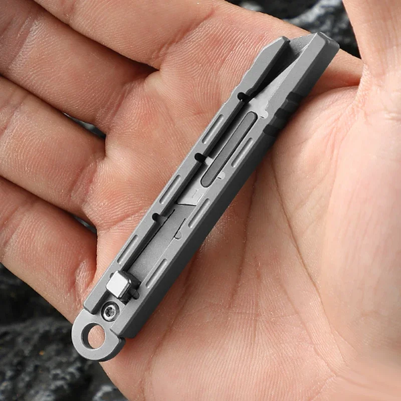 Imagem -04 - Mini Titanium Alloy Surgical Knife Acampamento ao ar Livre Open Box Art Push Knife Portátil com 10 Lâminas