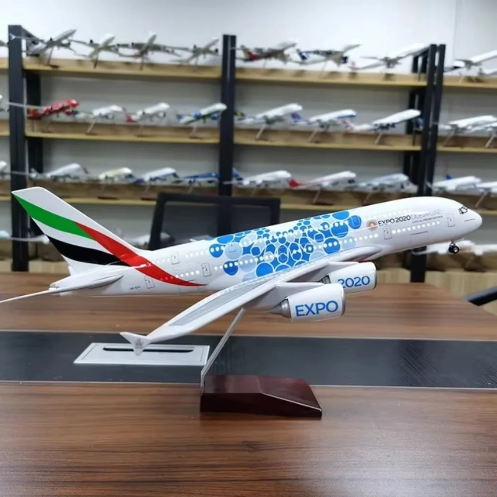 

47cm Airbus A380 Emirates World Expo Airline 1/160 Scale Resin Toy Airplane Model With Lights Landing Gear Aviation Decoration