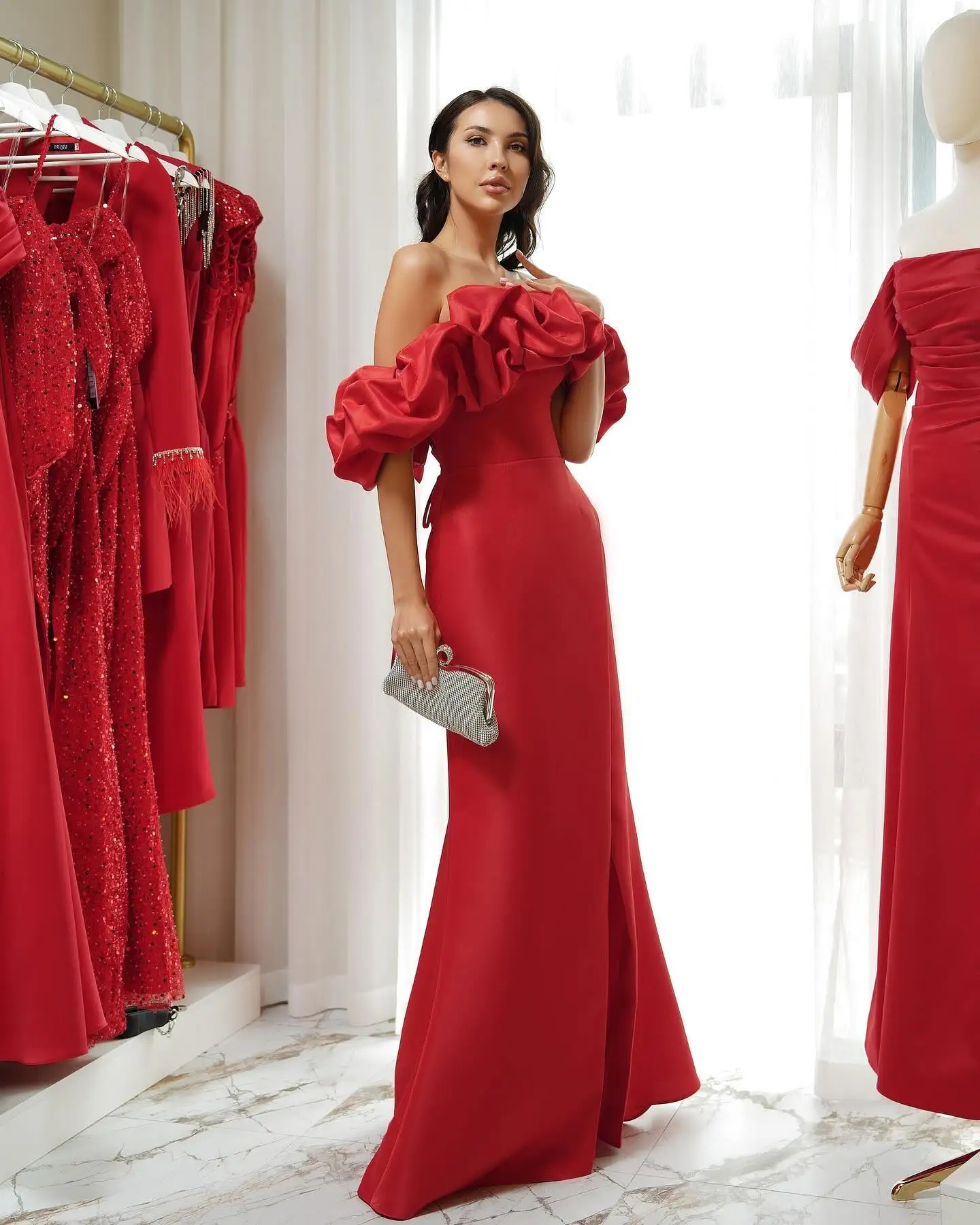 GIOIO Off Shoulder Luxury Formal Evening Dresses Pleat Red Sleeveless فساتين سهرة Floor Length Elegant Prom Gowns Party Women
