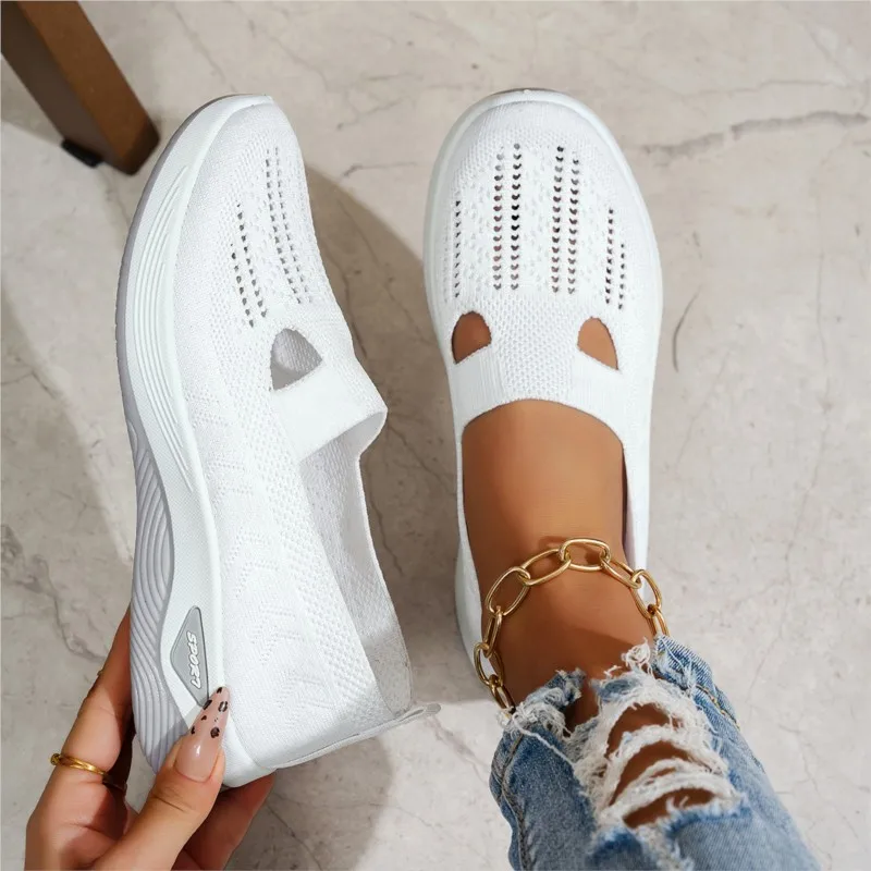 Plus Size 36-43 Women Sport Shoes Hot Sneakers Flyknit Breathable White Slip On Soft Bottom Light Breathable Outerdoor B1330