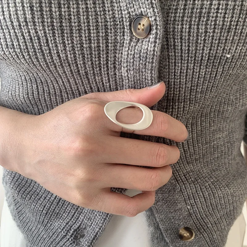 Women's 925 Silver Adjustable White Circle Hollow Ring, Elegant Gift