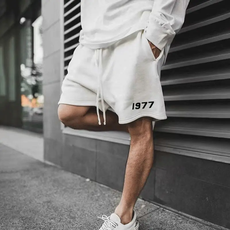 

Мужские модные американские повседневные свободные шорты с 5-точечным шнурком для спортзала и пляжа (стиль Y2K)