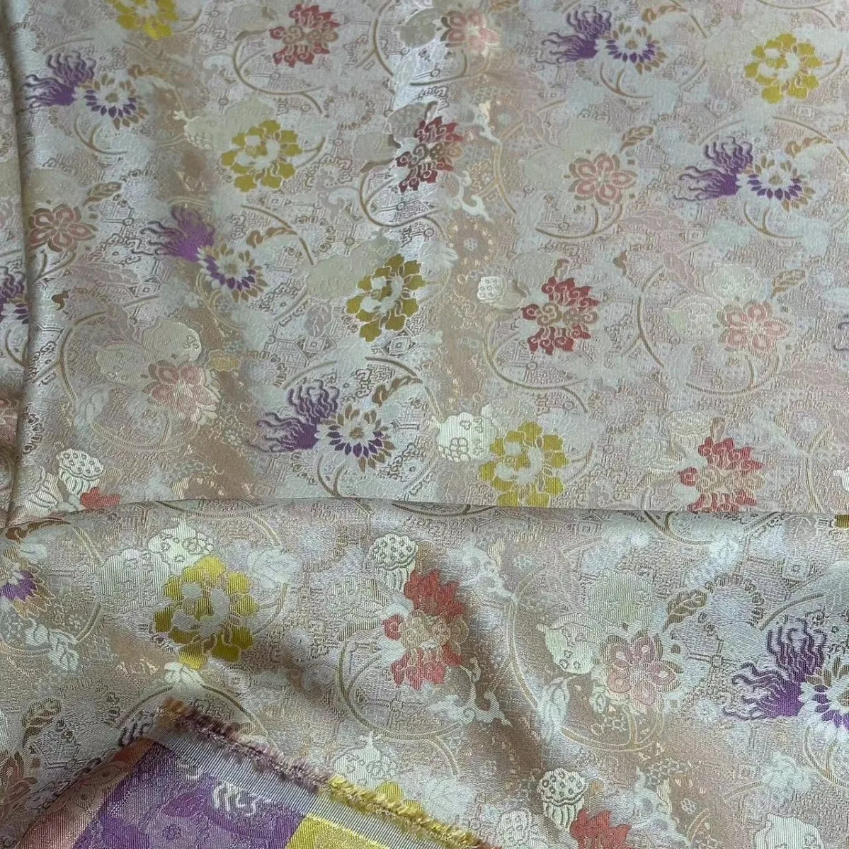 Brocade Interwoven Blended Song Dynasty 30 Silk 42 Momme140 Door Width New Chinese Coat Vest Bed Cover Cloth Fabric