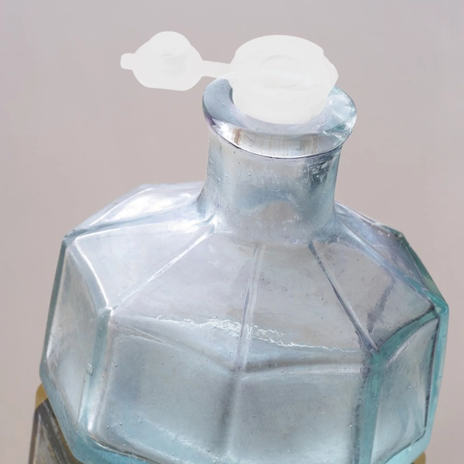 50Pcs Plastic Bottle Stopper Inner Plug Seal for Vials Bottles Pipes Kitchen Bottle Closure Seal Plug Stopper