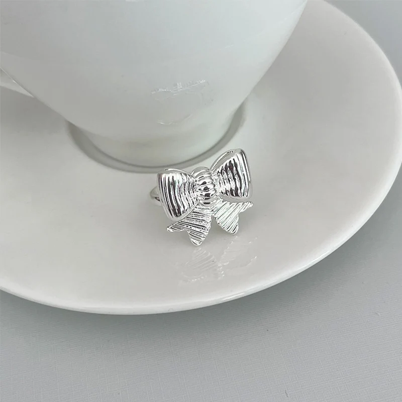 Foxanry 여성용 과장된 나비 매듭 기하학적 반지, 소녀 힙합 개성, 트렌디 클래식, 우아한 웨딩 신부 보석 선물