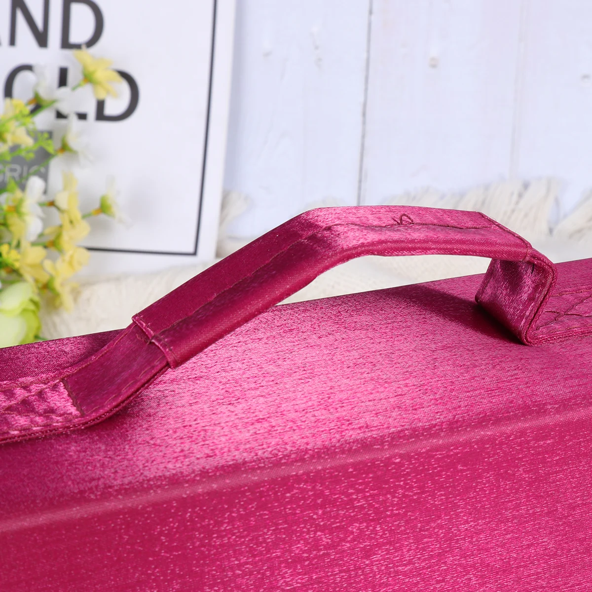 

Fashion Large Capacity CD Storage Bag Handheld DVD Organizer Smooth Texture Moistproof Cloth