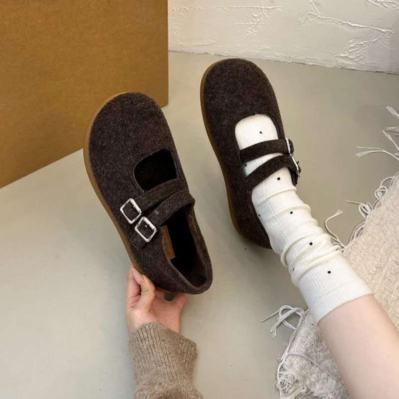 أحذية ماري جين المسطحة المرتفعة 2025 أحذية جديدة كلمة واحدة بالإضافة إلى أحذية مخملية ذات فم ضحل حراري صوفي فردي #5