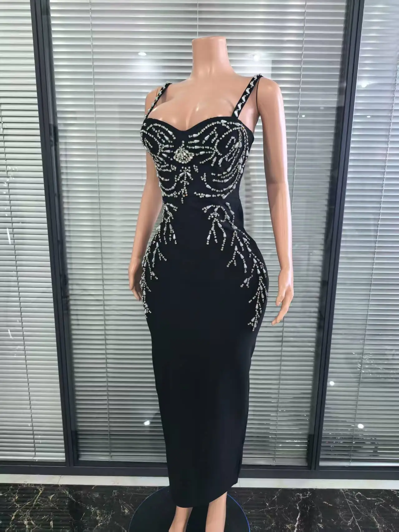 Rode vrouwen mouwloze sexy riem glanzende strass bodycon lange bandage jurk elegante avondfeest vieren cocktail outfit