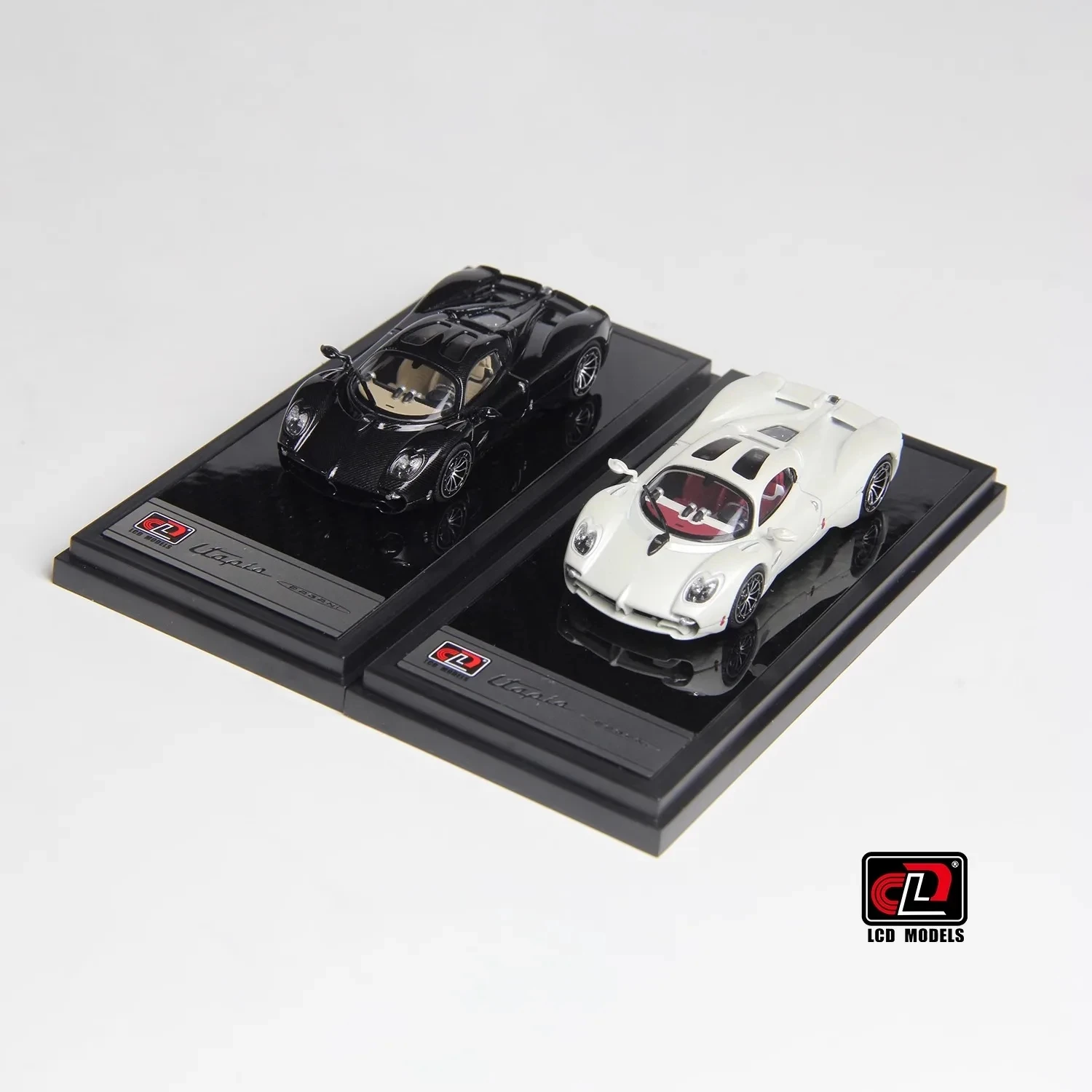 

LCD 1/64 Utopia Black Collection Gift Scale Model Car