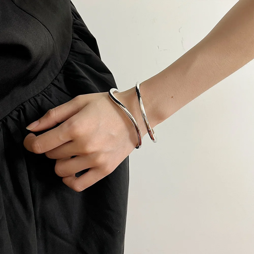 European And American INS Style Irregular Corrugated Metal Bracelet Simple Temperament Female Accessory Gift