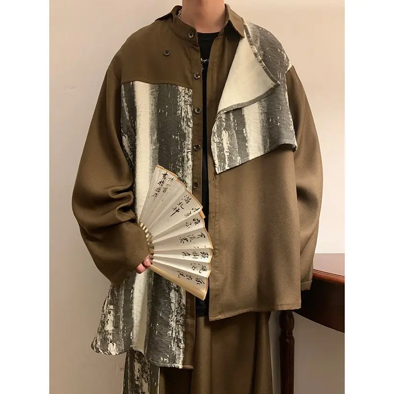 

Мужская рубашка в новом китайском стиле с эффектом тай-дай, асимметричным пэчворком, свободного кроя, из мягкого атласа, с рукавами-фонариками, длинный рукав