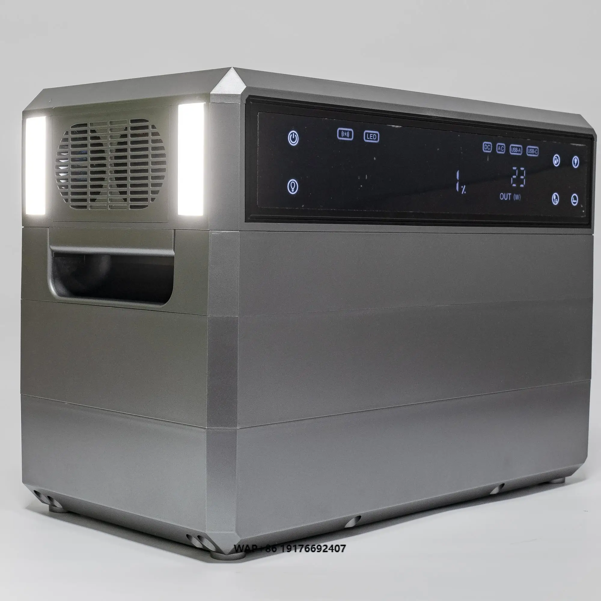 

2000W 3000Wh Portable Power Station LiFePO4 Battery Pack 220V AC Outlets 2000W Fast Charging Solar Generator With Touch Panel