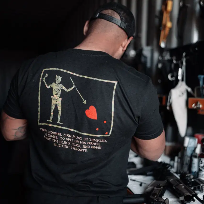 Hoist The Black Flag Savage Tacticians Military Tactical Trend Brand Graphic T-Shirt Cotton Men Women Streetwear Tee