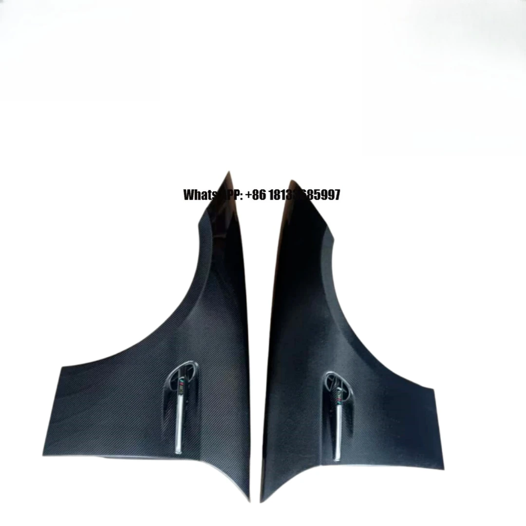 

Карбоновые крылья YT Brand для BMW E90/E92/E93 335i M3, обновленные, 2011 г., на заказ, с гарантией 3 месяца