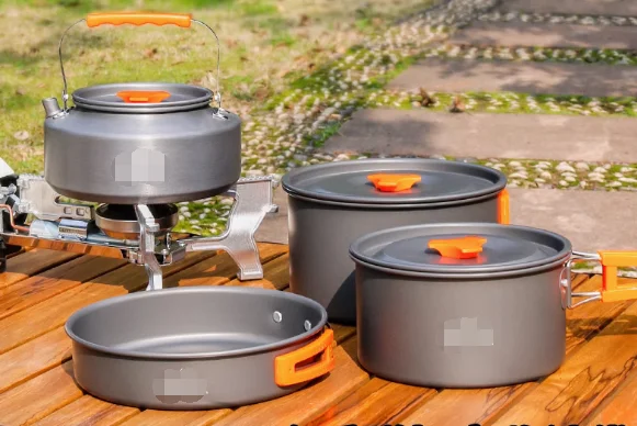 Outdoor camping and picnicking equipment, complete set of camping pots, boiling kettles, pot sets, camping equipment, cooking ut