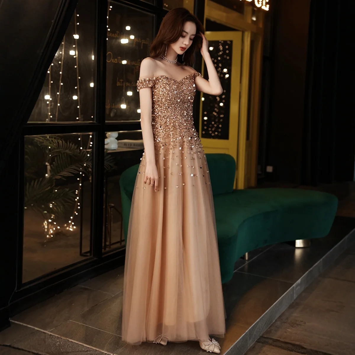 

off-Shoulder Banquet Evening Dress Dress Women's 2025 New Long Elegant High-Grade Heavy Industry Toast Clothing High-End Elegant