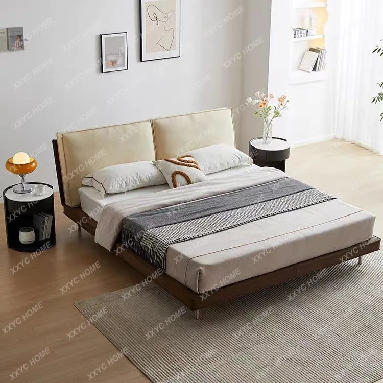 

Минималистичная кровать Hminimalist Buster с верхним слоем из кожи и мягким наполнителем.