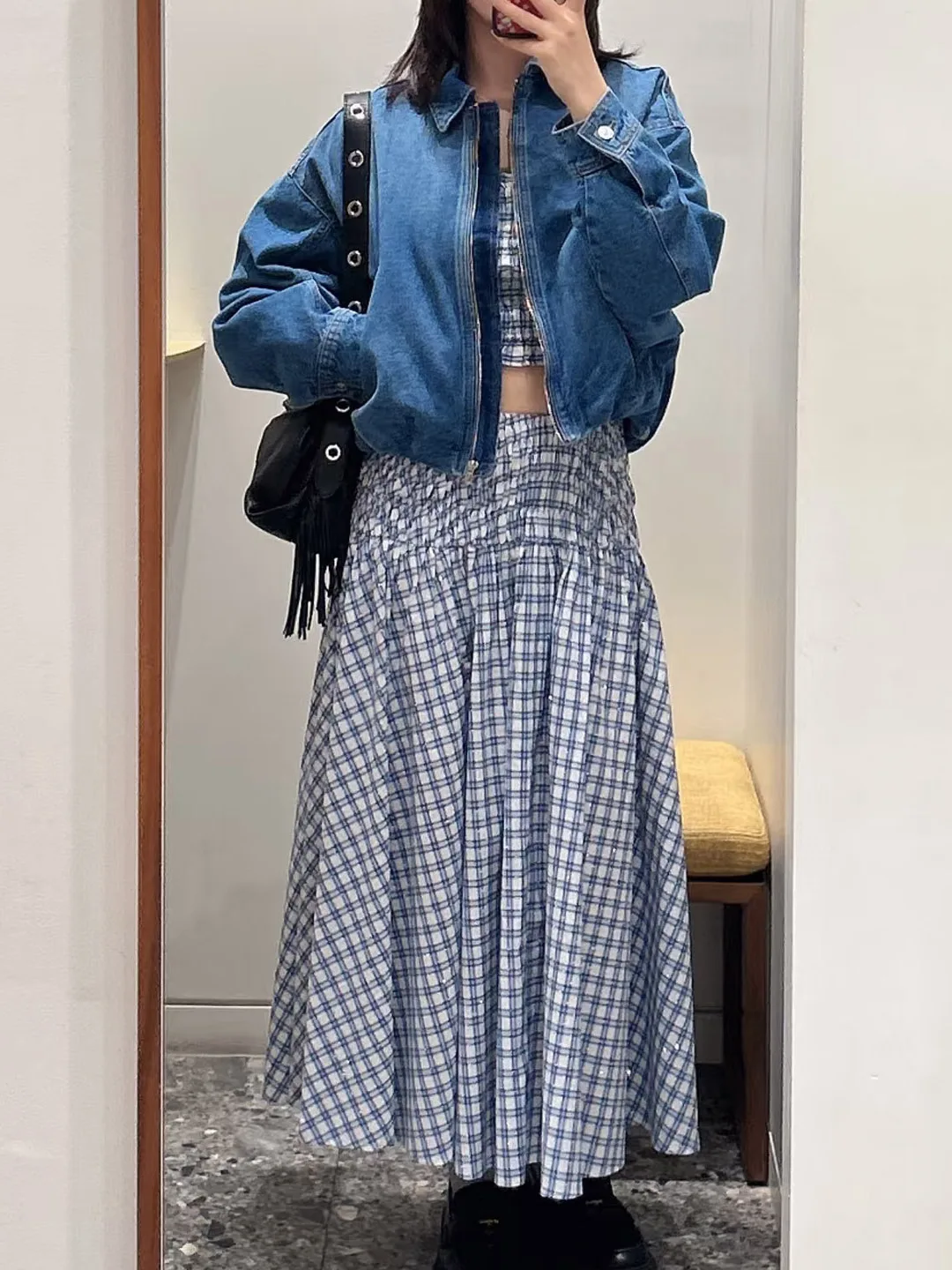 

Юбка-трапеция в клетку для ранней весны с плиссировкой, стразами и эластичным поясом, с завышенной талией, для женщин