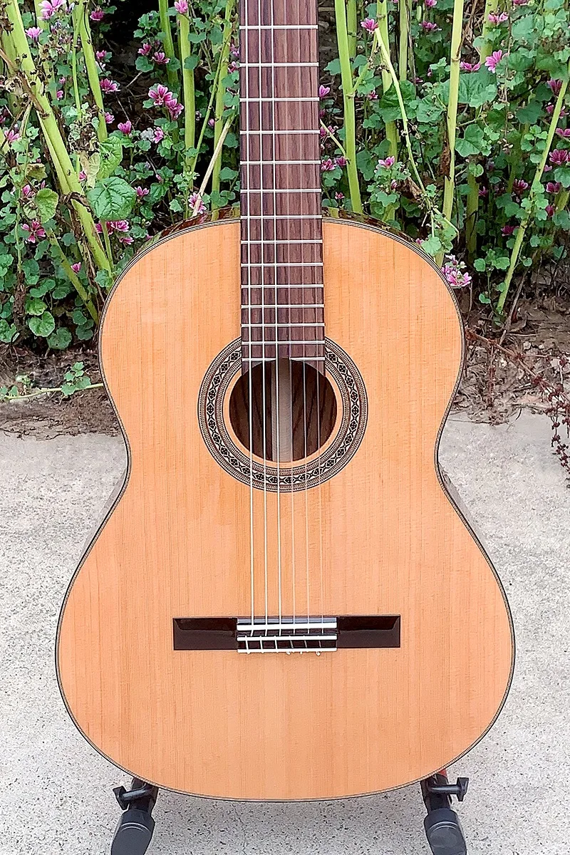 Handcrafted Vintage 39 Inch Classical Guitar Solid Cedar Top Rosewood Body Nylon String Instrument For Music Performance