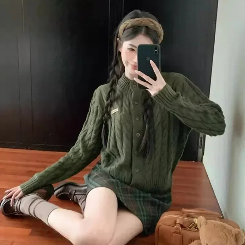 

Autumn Twist Design Cardigan Women Green Knitted Leisure Soft Outwear Cozy All-match Single Breasted Classic Prevalent Simple