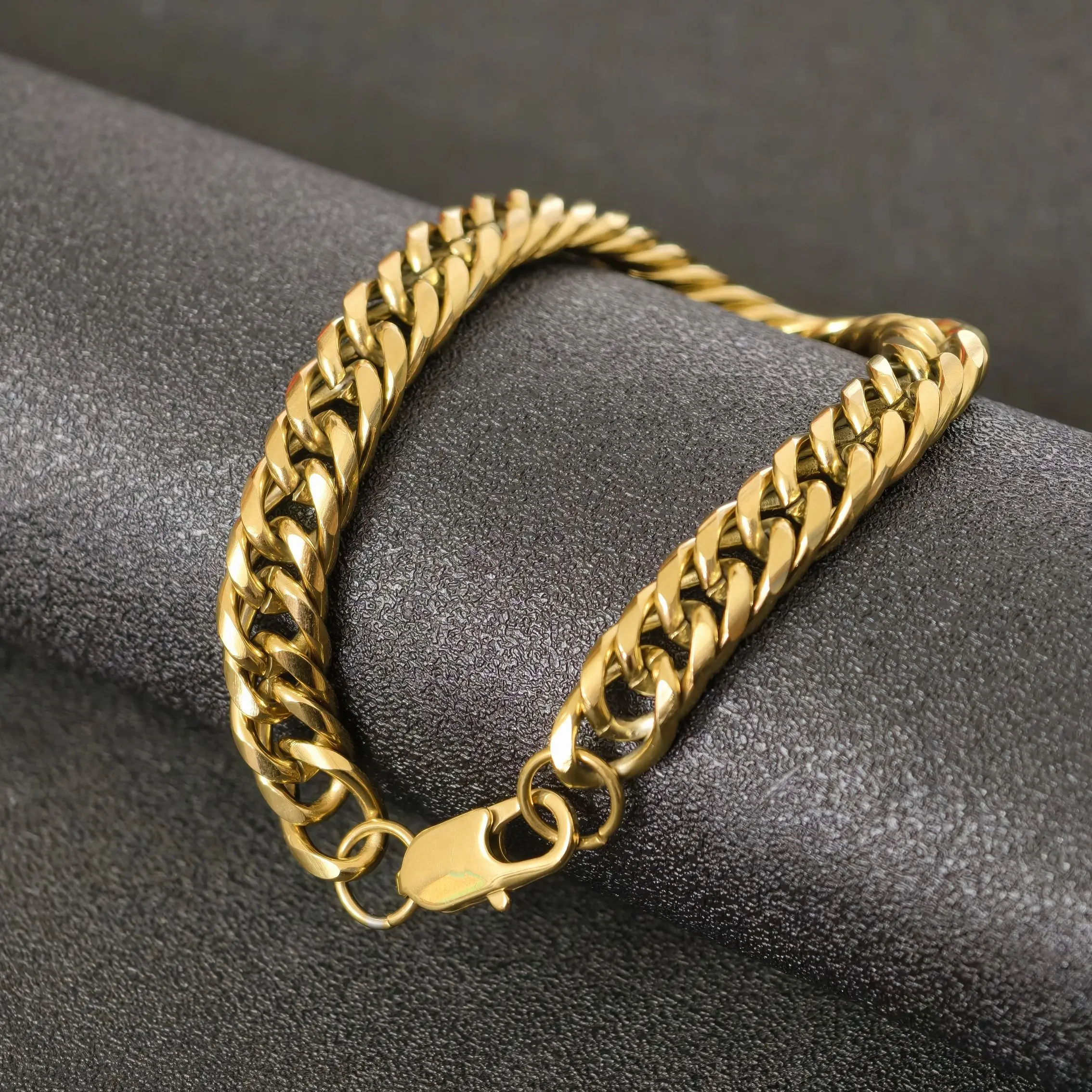 HOCHPOLISCHE gold-silberfarbene kubanische Kettenarmbänder für Männer, Frauen, Edelstahl-Kettenarmband, lässiges einfaches Schmuckgeschenk