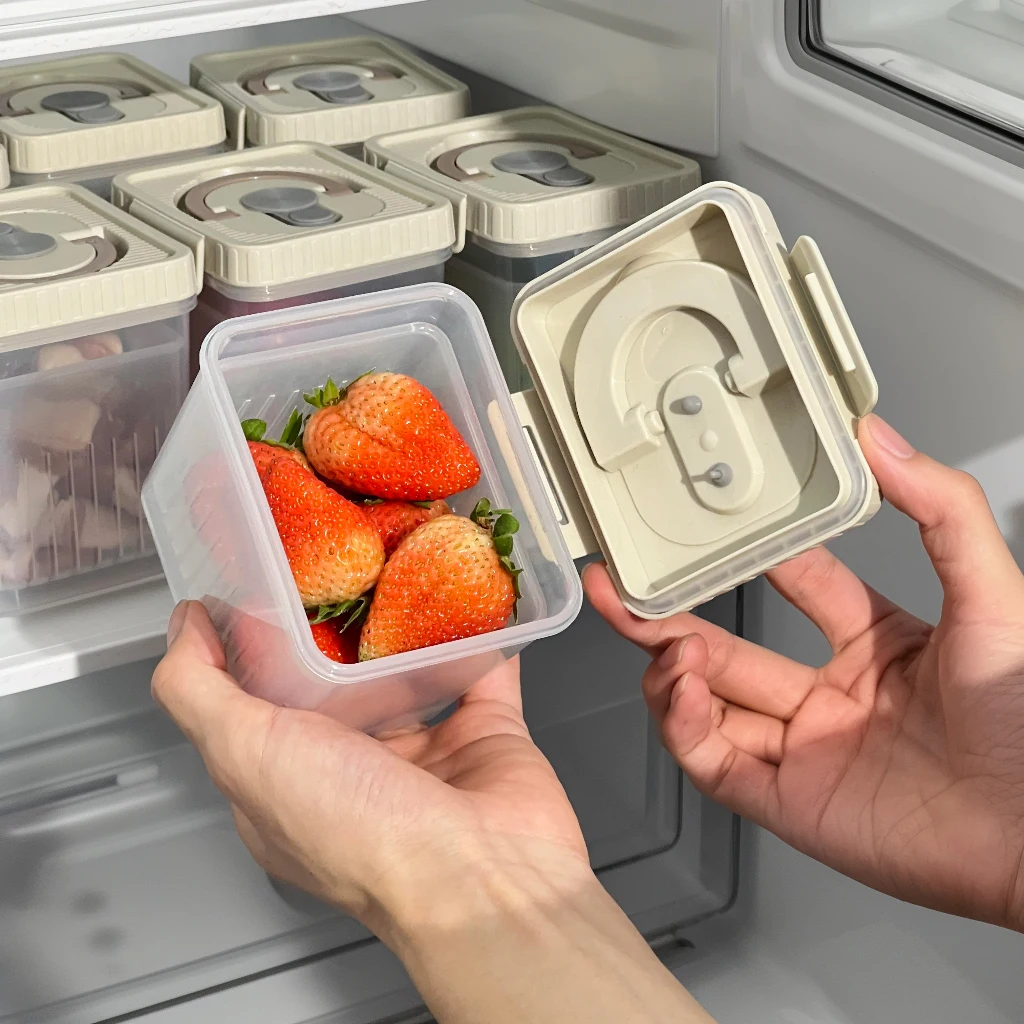 

Transparent Plastic Fruit Storage Box With Drain Basket Refrigerator Food Preservation Box Portable Sealed Storage Container
