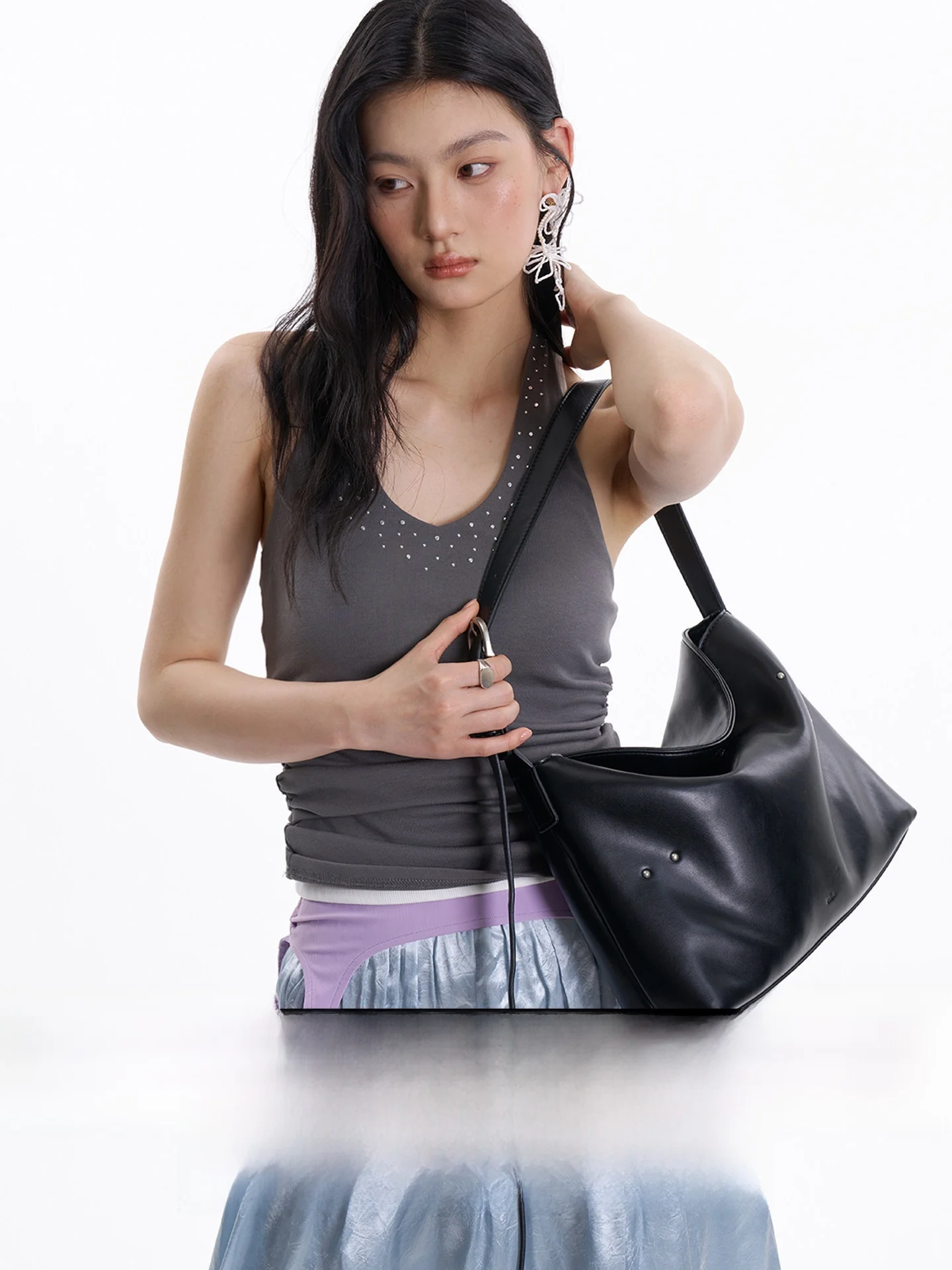 Black Zolma Small Size Hobo Bag Commuter Crossbody Tote Bag Single Shoulder Bag with Rice Nail Decoration Elegant And Stylish