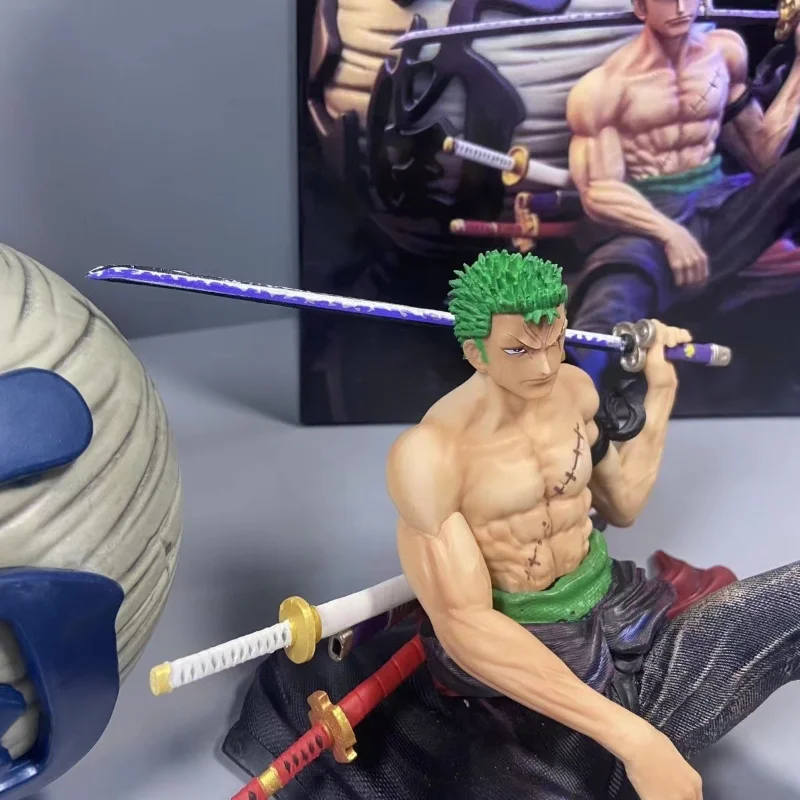 Tersedia 10.5Cm Figur Aksi Anime ONE PIECE Flagon Roronoa Zoro Model PVC Patung Mengumpulkan Mainan Dekorasi Meja Hadiah Ulang Tahun Anak