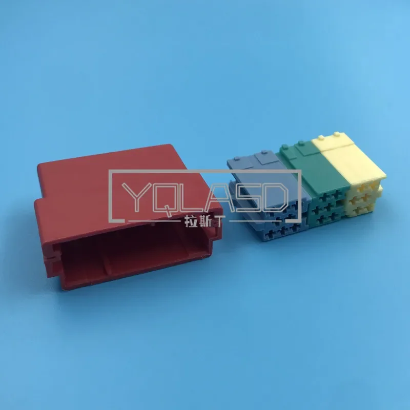 1 Set 20 Way Univer…