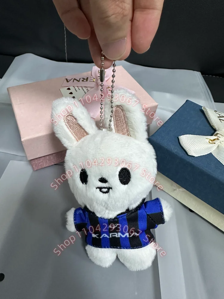 مجموعة كاملة جديدة من SKZOO للأطفال الضالة في المخزون مكونة من 8 سلاسل مفاتيح قطيفة إصدار جاما مجموعة صناديق هدايا منتج هدية حصريًا