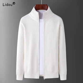 2023 Herfst en Winter Heren Staande Hals Gesplitst Ritsvak Schroefdraad Mode Casual Commuter Gebreide Jas Met Lange Mouwen