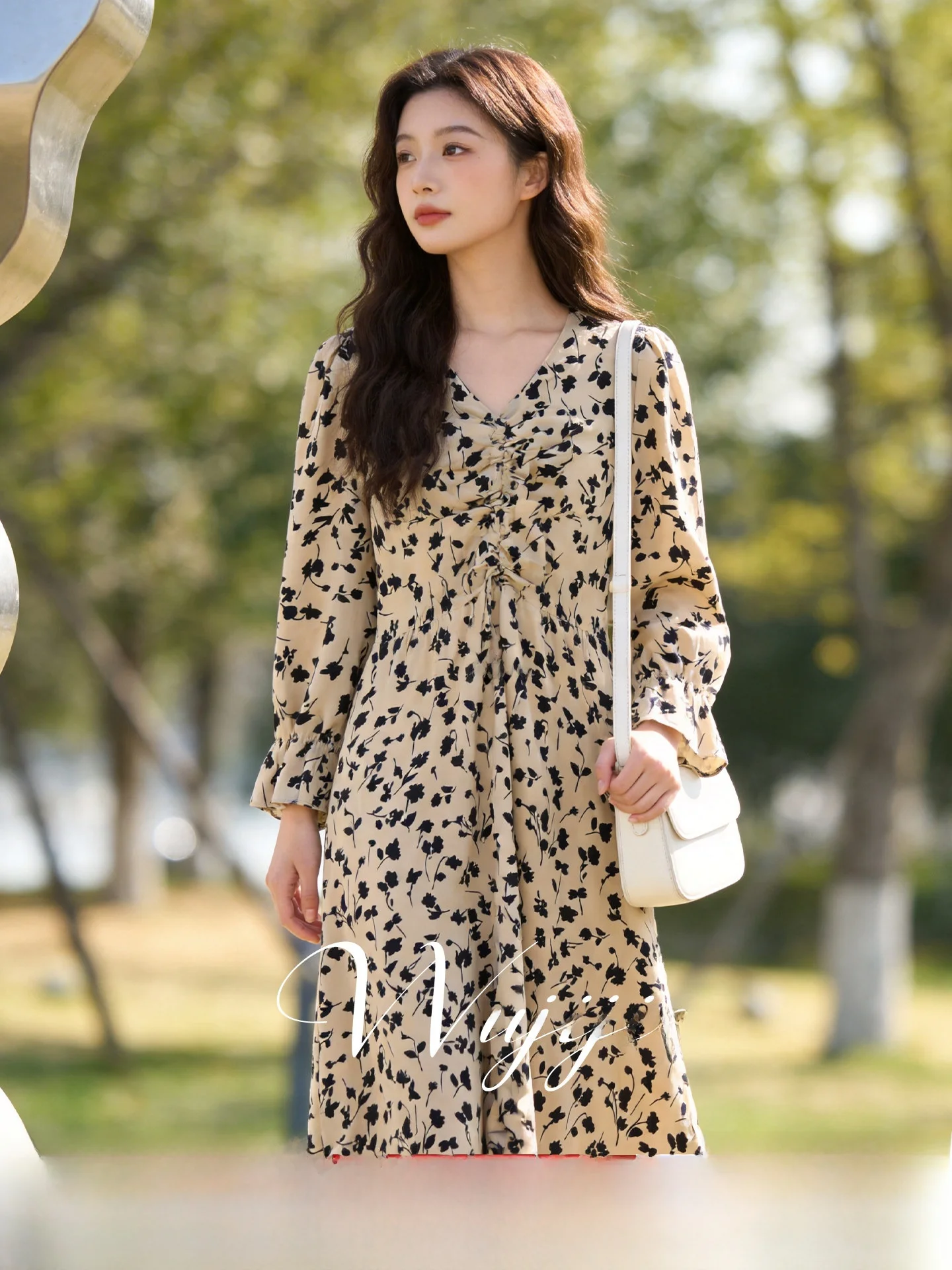 

plus Size Floral Print Dress with Drawstring Waist Slimming Concealing Long Sleeve Spring 2026 Casual Style A-Line Skirt