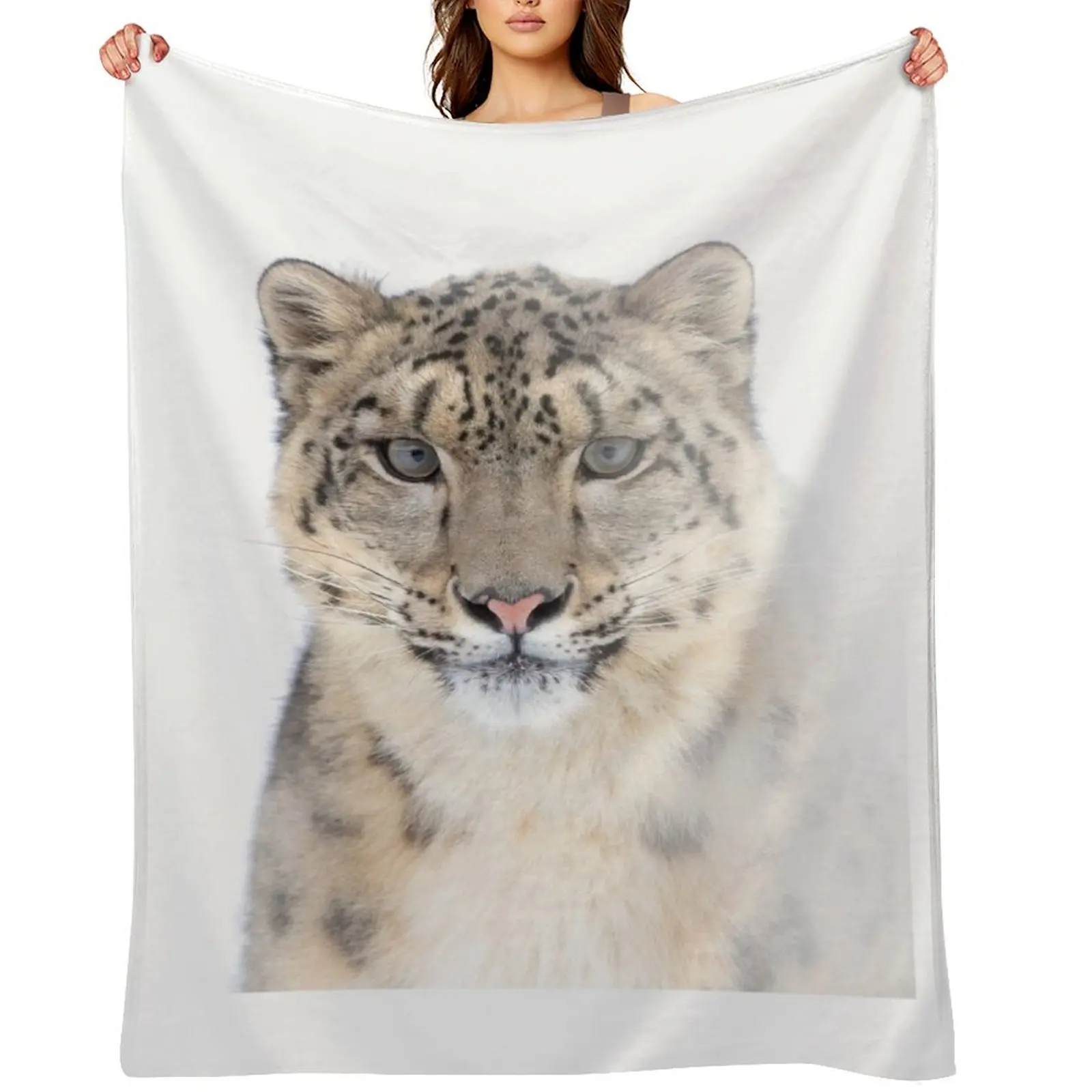 

Portrait of a Snow Leopard Throw Blanket For Decorative Sofa Designers Stuffeds Thins Blankets