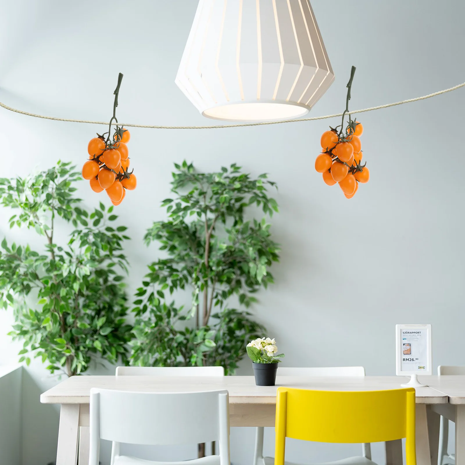 دعائم التصوير الفوتوغرافي للطماطم ديكور نباتي منزلي، طماطم كرزية نابضة بالحياة، ديكور اصطناعي مزيف