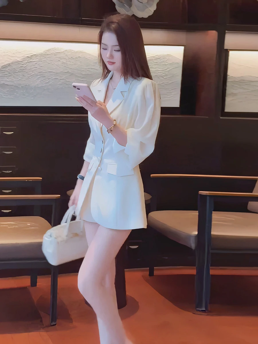 

Женский костюм Ele Ladylike, весна 2026, новинка, маленький размер, очень красивый и популярный комплект из двух предметов, для офиса, модный, элегантный