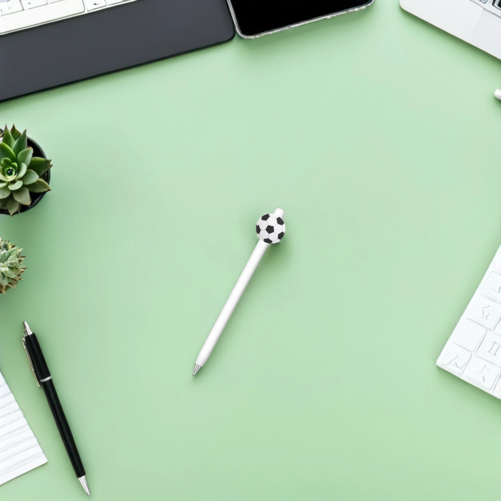 30 قطعة من مشابك توبر قلم رصاص كرة القدم الناعمة من مادة PVC ملحقات القرطاسية للوازم المدرسية ومكافآت الفصول الدراسية والعودة إلى دفتر المدرسة