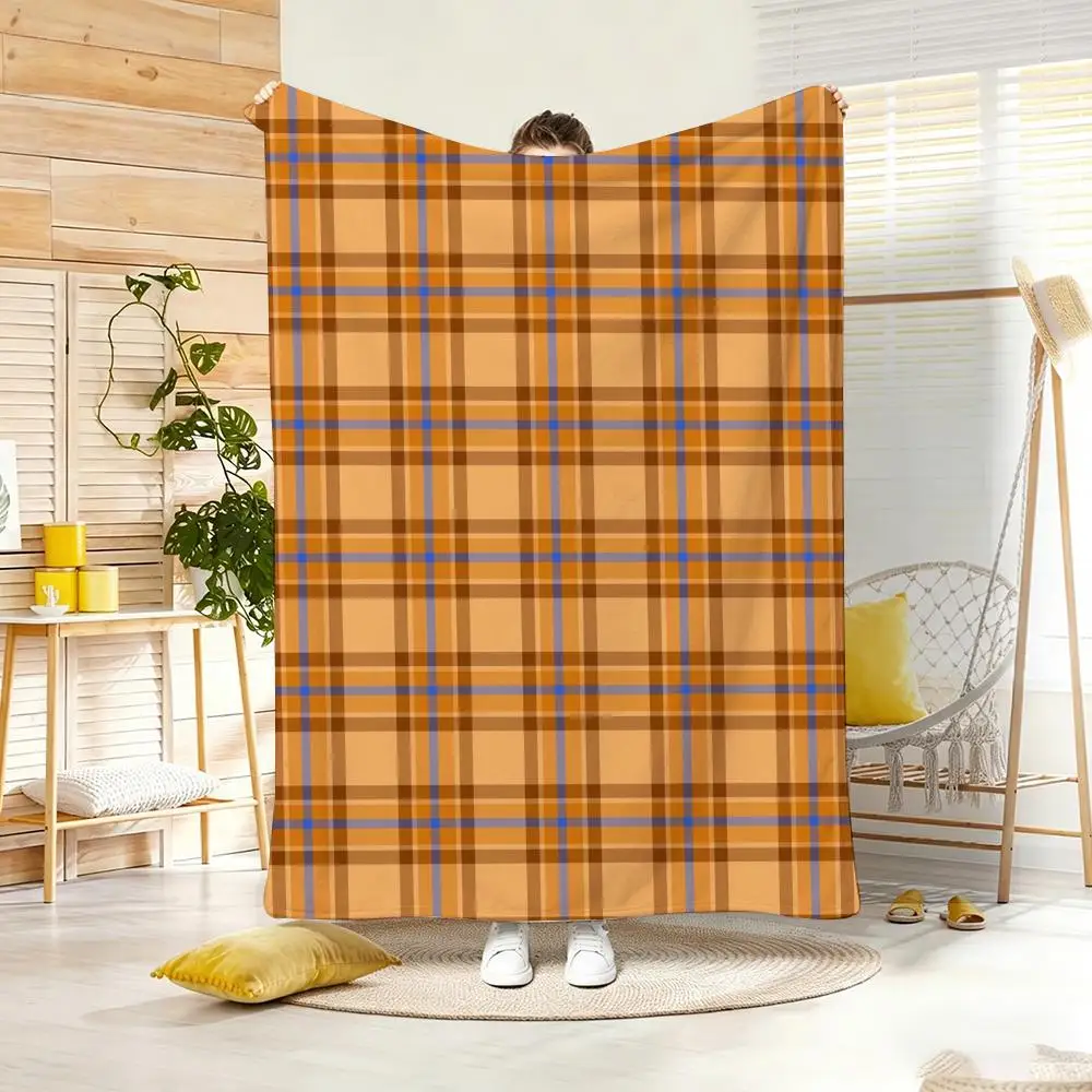 Classic British Style Plaid Throw Lightweight 240g Flannel Blanket Soft Skin-friendly for Summer Cooling