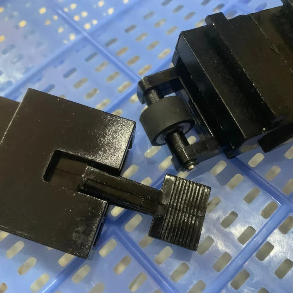 

4PCS P-cut PCUT pinch roller assembly pressure rubber rollers for pcut CT-900 1200 630 Vinyl cutter cutting plotter Assy Wheel